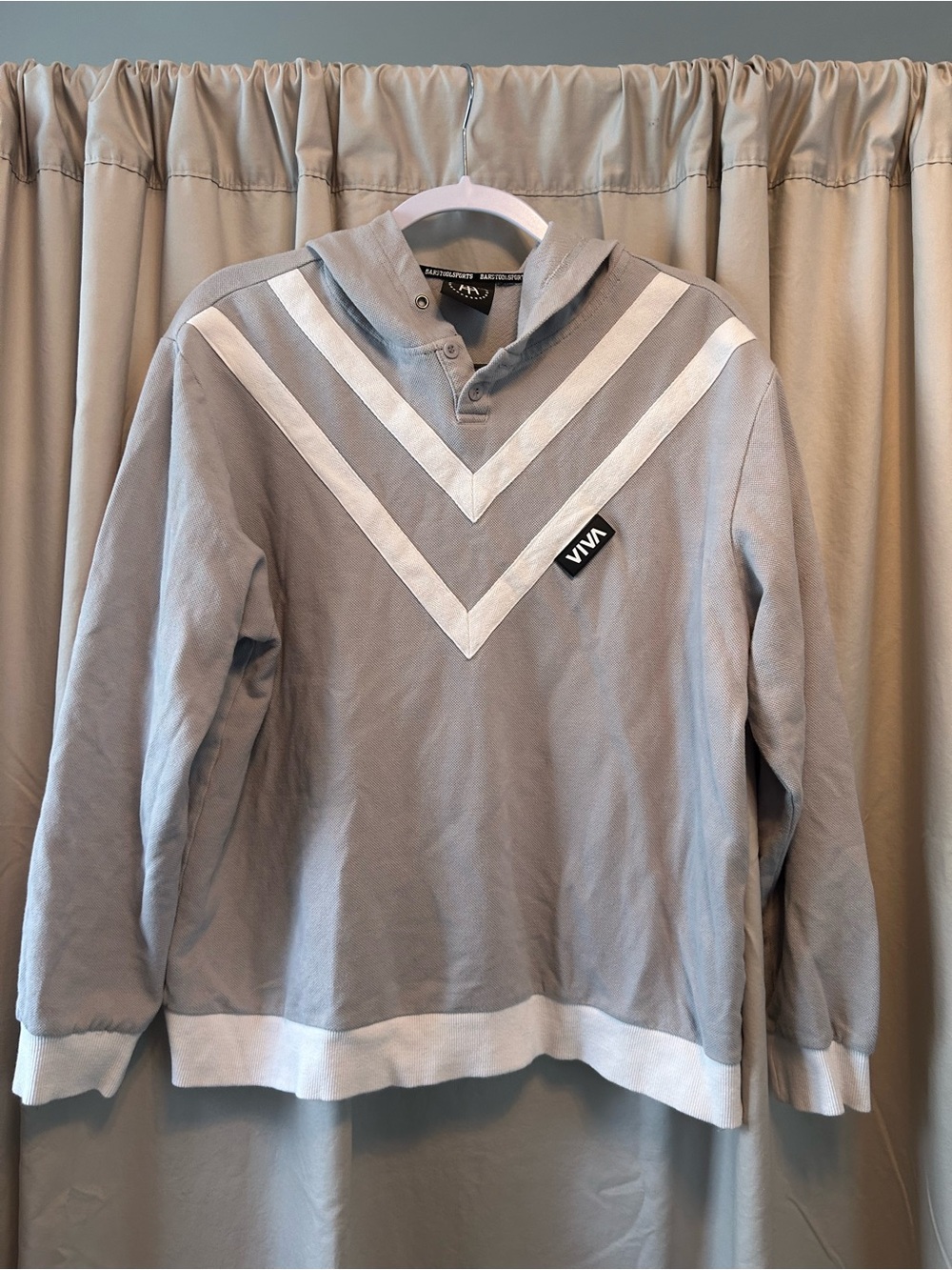 VIVA Men's Gray Hooded Sweatshirt with Chevron Stripes